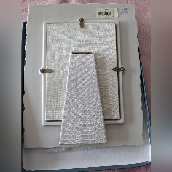 Lenox poppies picture frame - Picture 3 of 3